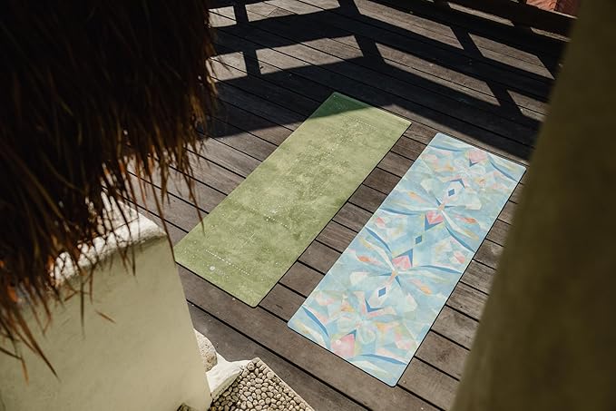 YOGA DESIGN LAB | The Combo Yoga Mat | 2-in-1 Mat+Towel | Eco Luxury | Ideal for Hot Yoga, Power, Bikram, Ashtanga, Sweat | Studio Quality | Includes Carrying Strap!